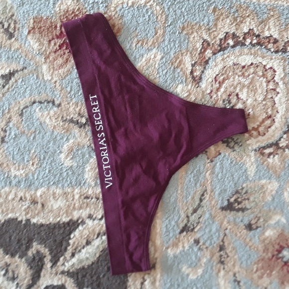 *Host Pick*Victoria Secret thong - Picture 7 of 9